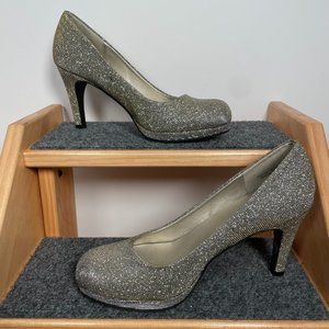 SPARKLE! | CL by Chinese Laundry | Nilah Platform Pump | Womens Size 6